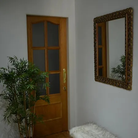 Hermanos Montana I - Precioso Exterior * León